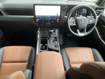 2025 Lexus GX — миниатюра 15