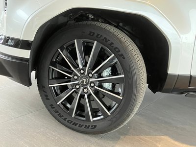 2025 Lexus GX — миниатюра 58