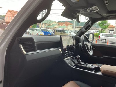 2025 Lexus GX — миниатюра 22