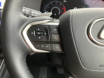 2025 Lexus GX — миниатюра 27