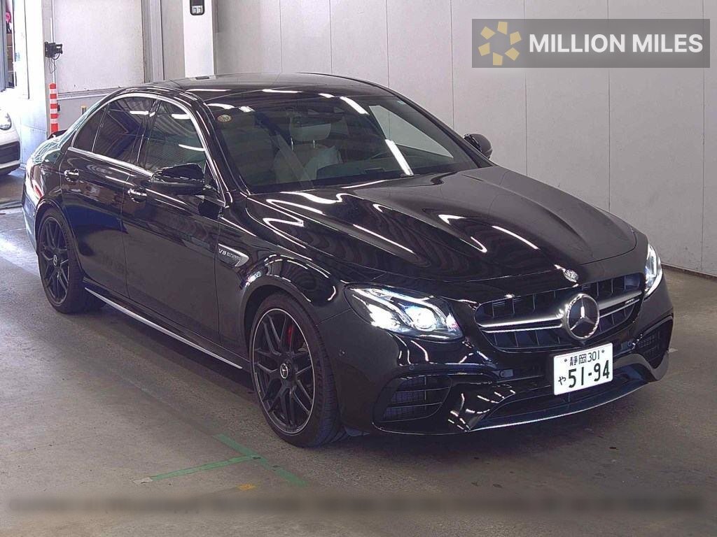 MERCEDES-BENZ E-CLASS AMG - View 1