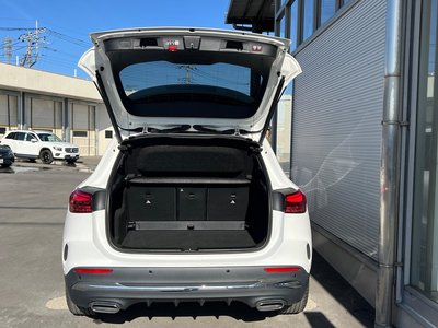 MERCEDES-BENZ GLA - 5