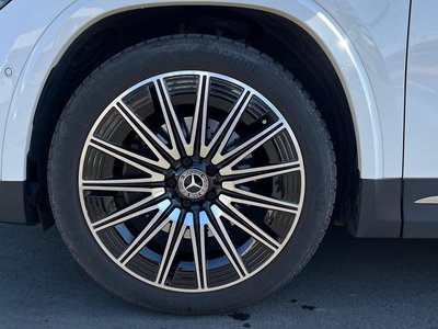 MERCEDES-BENZ GLA - 8