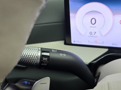 2025 Genesis GV80 — миниатюра 29