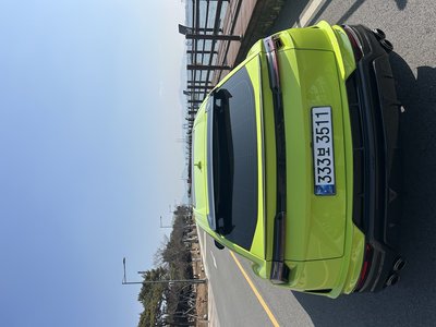 LAMBORGHINI URUS - 3