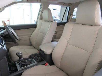 2022 Toyota LAND CRUISER PRADO — миниатюра 15