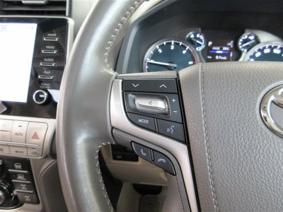 2022 Toyota LAND CRUISER PRADO — миниатюра 33
