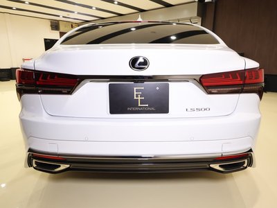 LEXUS LS - 7