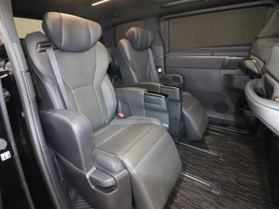 TOYOTA ALPHARD - 9