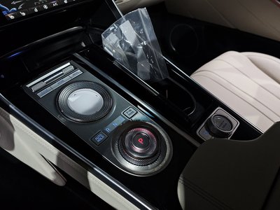 GENESIS GV80 - 9