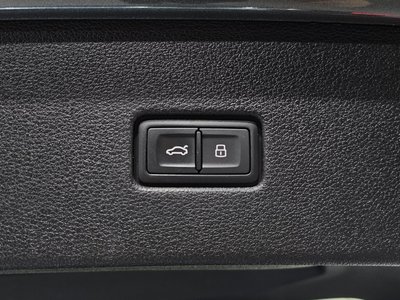 2021 AUDI Q8 — миниатюра 37