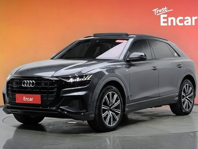 2021 AUDI Q8 照片 1