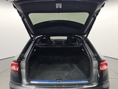2021 AUDI Q8 — миниатюра 36