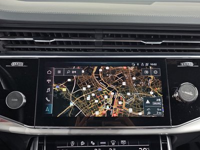 2021 AUDI Q8 — миниатюра 21