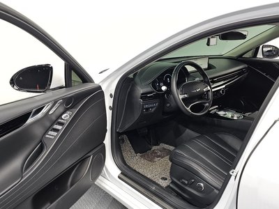 GENESIS G80 (RG3) - 10