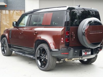 2025 LAND Rover DEFENDER photo 4
