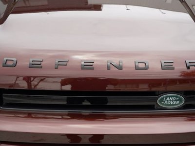 2025 LAND Rover DEFENDER — миниатюра 12