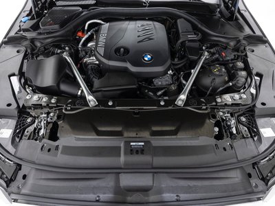 صورة 7 لـ 2025 BMW 5 SERIES