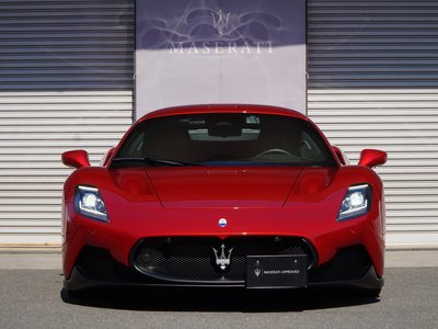 MASERATI MC20 - 8