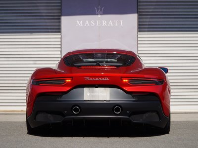 MASERATI MC20 - 6