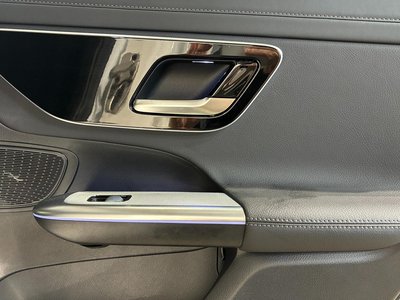 MERCEDES-BENZ GLC - 10