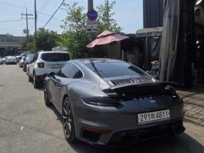 PORSCHE 911 - 2
