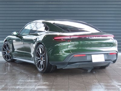 2025 Porsche TAYCAN photo 7