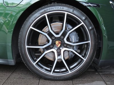 صورة مصغرة 19 لـ 2025 Porsche TAYCAN