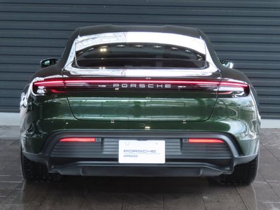 2025 Porsche TAYCAN photo 8