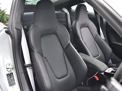 PORSCHE 911 - 4