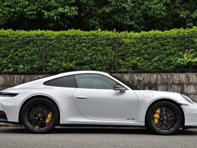 PORSCHE 911 - 9