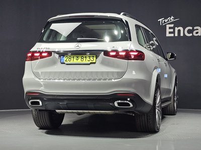 2025 Mercedes-BENZ GLS — фото 4