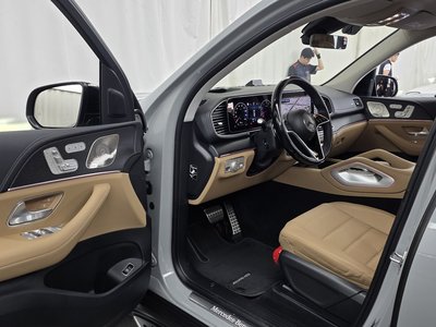 2025 Mercedes-BENZ GLS thumbnail 13