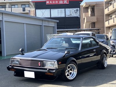 NISSAN SKYLINE COUPE - 2