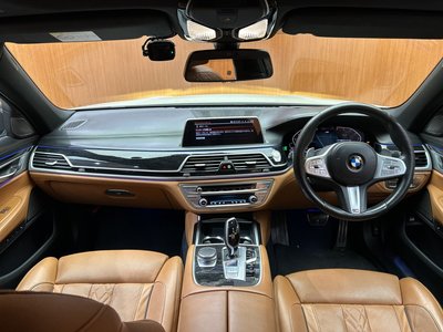 BMW 7 SERIES - 4