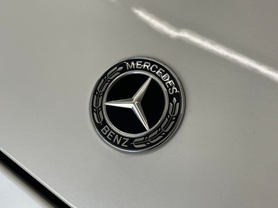 MERCEDES-BENZ E-CLASS - 8