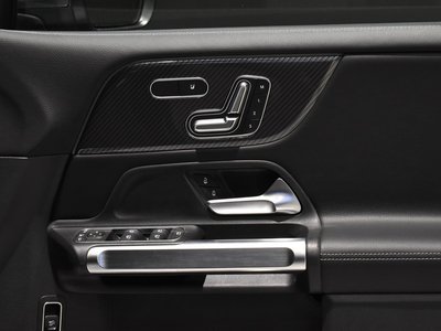 MERCEDES-BENZ GLB - 6