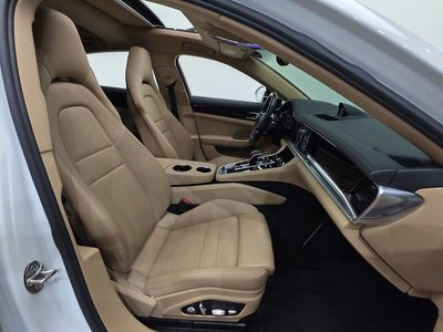 PORSCHE PANAMERA - 10