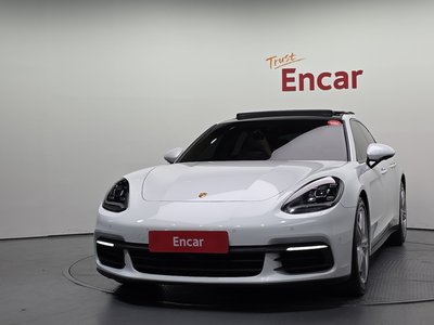 PORSCHE PANAMERA - 2
