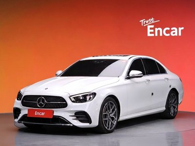 MERCEDES-BENZ E-CLASS - 1