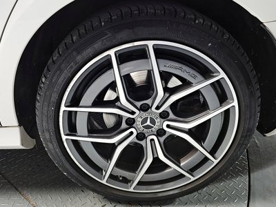 MERCEDES-BENZ E-CLASS - 6