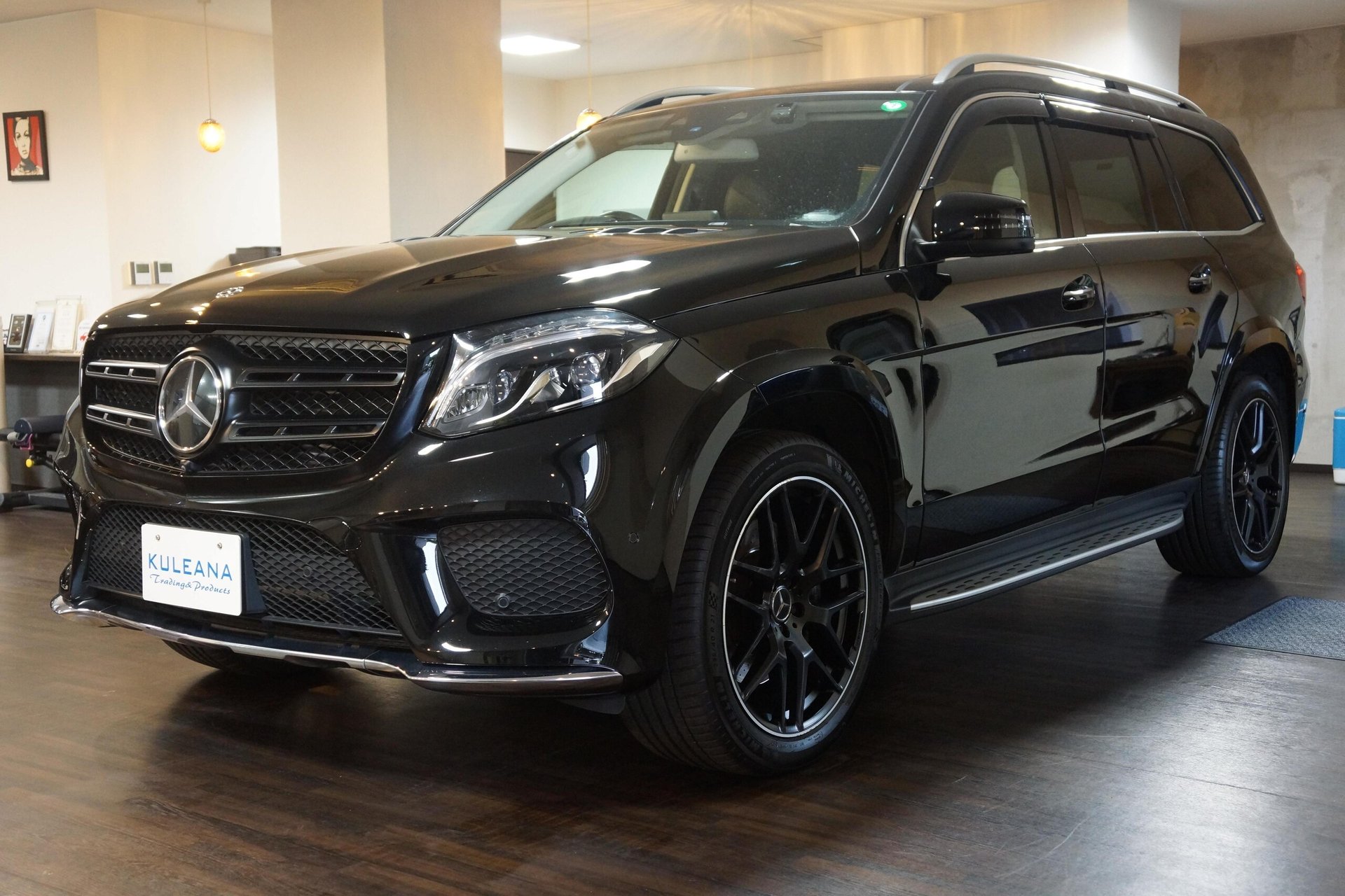 MERCEDES-BENZ GLS - View 1