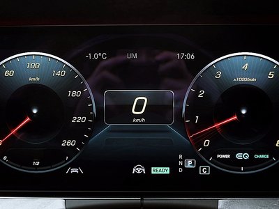 MERCEDES-BENZ CLS - 8