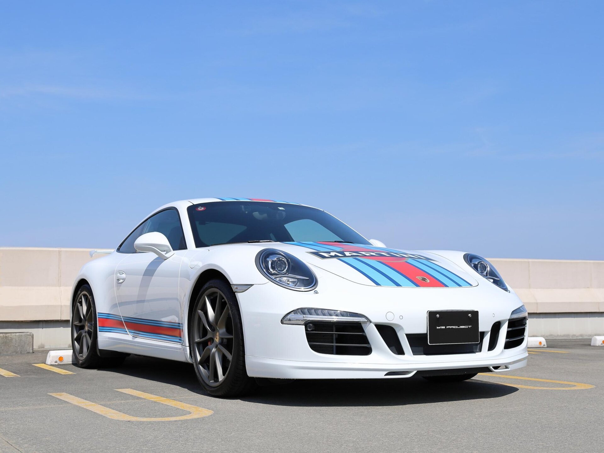 PORSCHE 911 - View 1