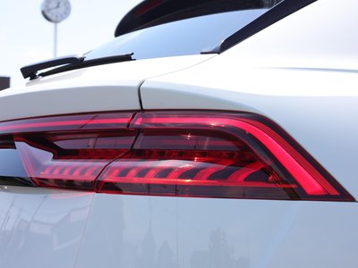 2020 AUDI Q8 thumbnail 42