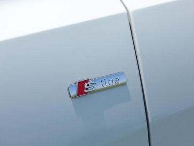 2020 AUDI Q8 thumbnail 24