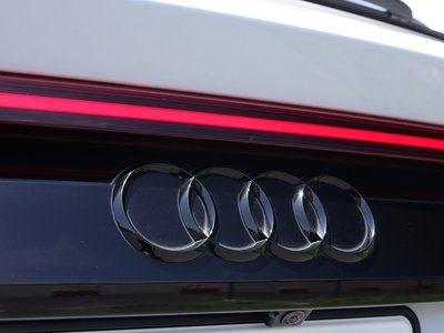 2020 AUDI Q8 thumbnail 47