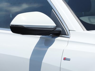 2020 AUDI Q8 thumbnail 29