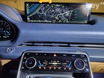 GENESIS GV80 - 4