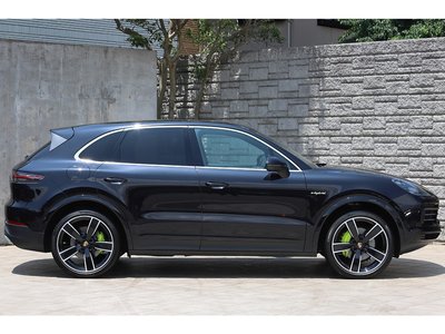 PORSCHE CAYENNE - 6